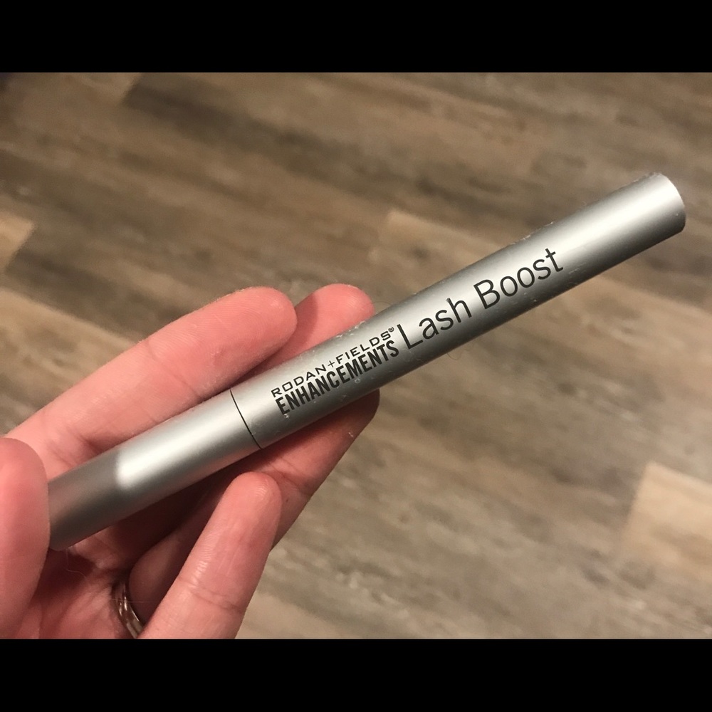 Rodan & Fields lash boost